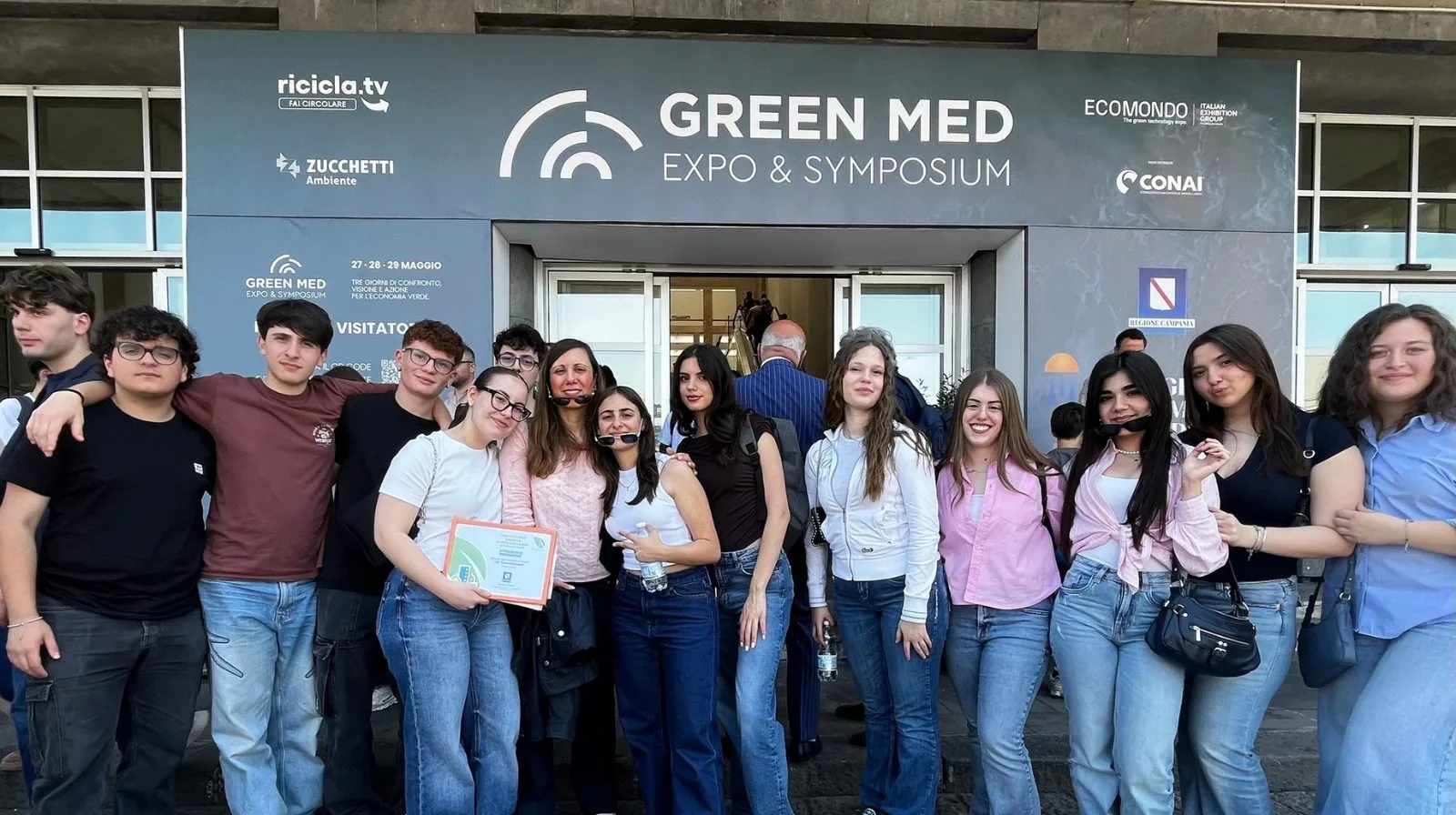 Foto del comunicato: Il liceo Pisacane di Padula trionfa al concorso di idee "Green 5.0: la città che cambia"