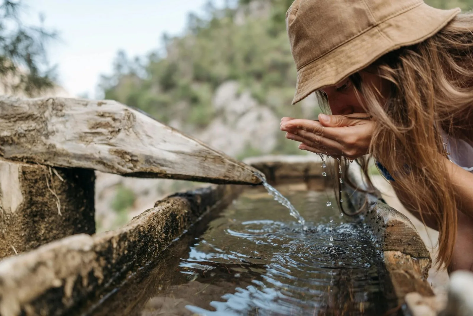 Foto del comunicato: L'acqua: uso, tutela e comunicazione Esperti a confronto